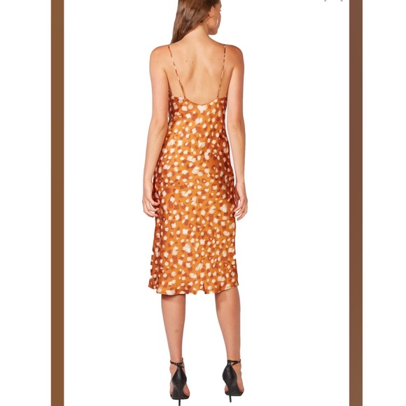 ✨NWT✨ Bardot MIDI Print Slip Dress - Picture 2 of 3